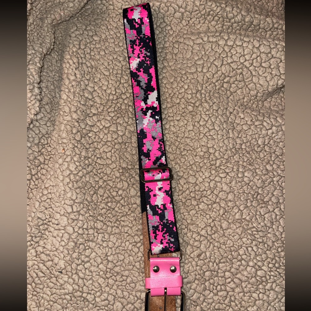 Pink camo softball belt